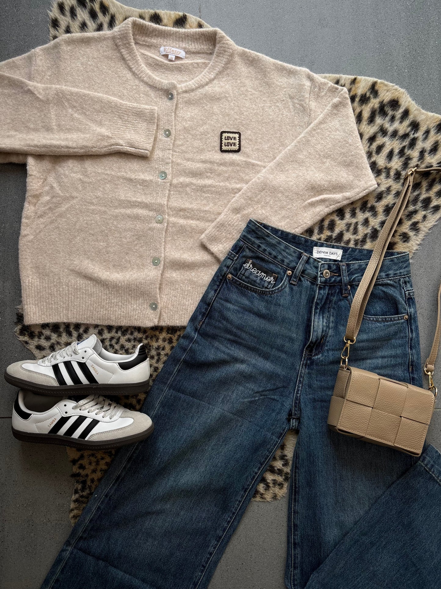Love love knit vest (beige)