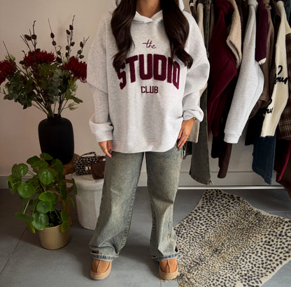 Studio club hoodie (grijs)