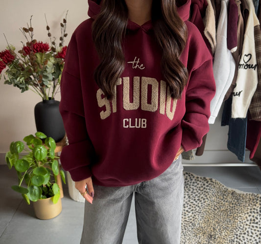 Studio club hoodie (bordeaux)