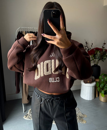 Studio club hoodie (bruin)