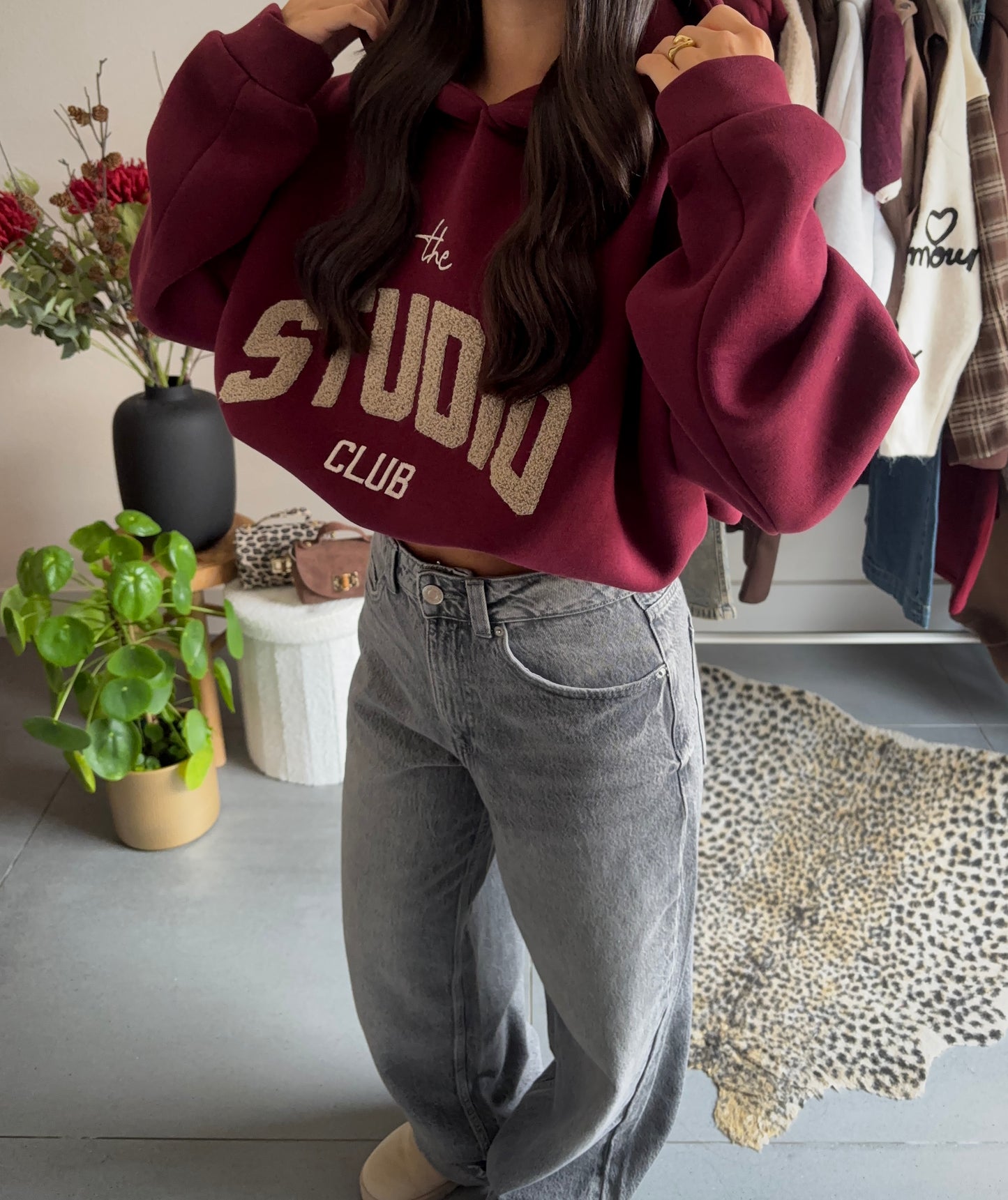 Studio club hoodie (bordeaux)