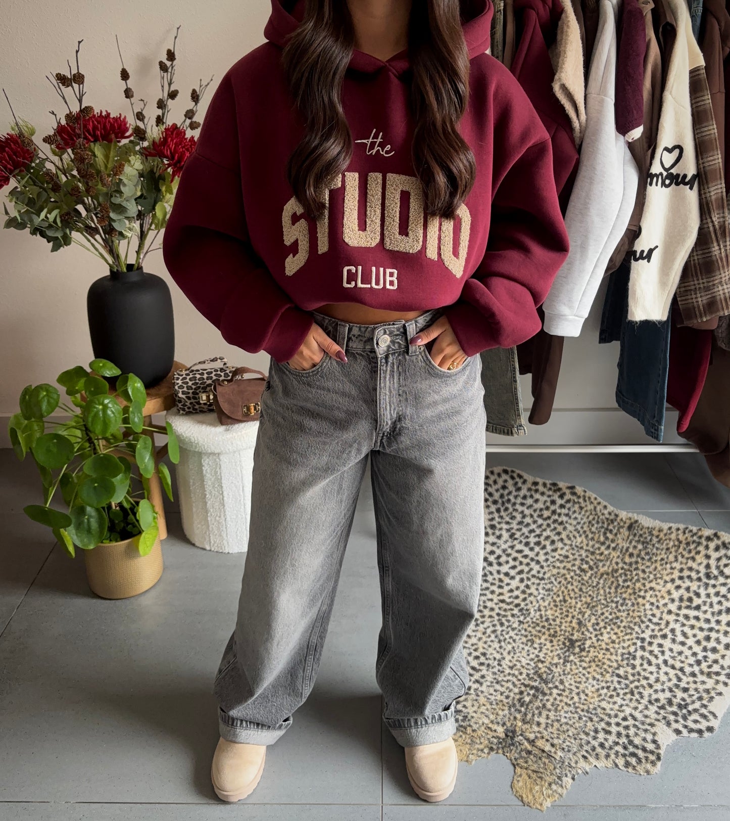 Studio club hoodie (bordeaux)