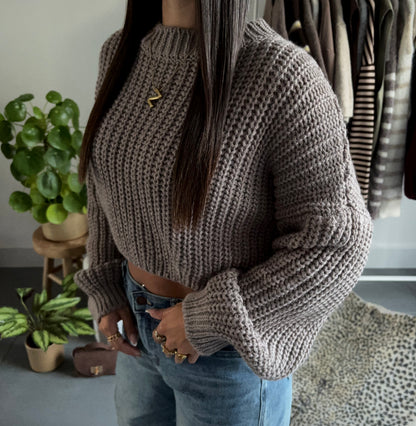 Cozy knit cropped trui